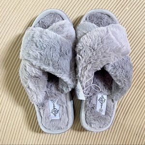 Sole Mates Grey Fuzzy Slippers